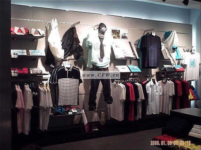 男装陈列与服装设计的融合艺术